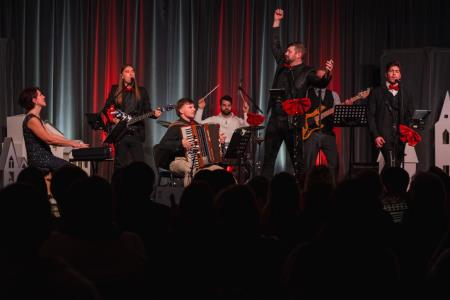 Božičnica 2023 nas je popeljala v zimsko čudežno deželo